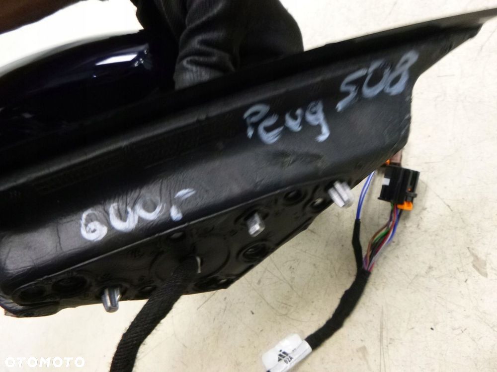 TOYOTA YARIS III LIFT LUSTERKO PRAWY PRZÓD 7PIN EU - 12