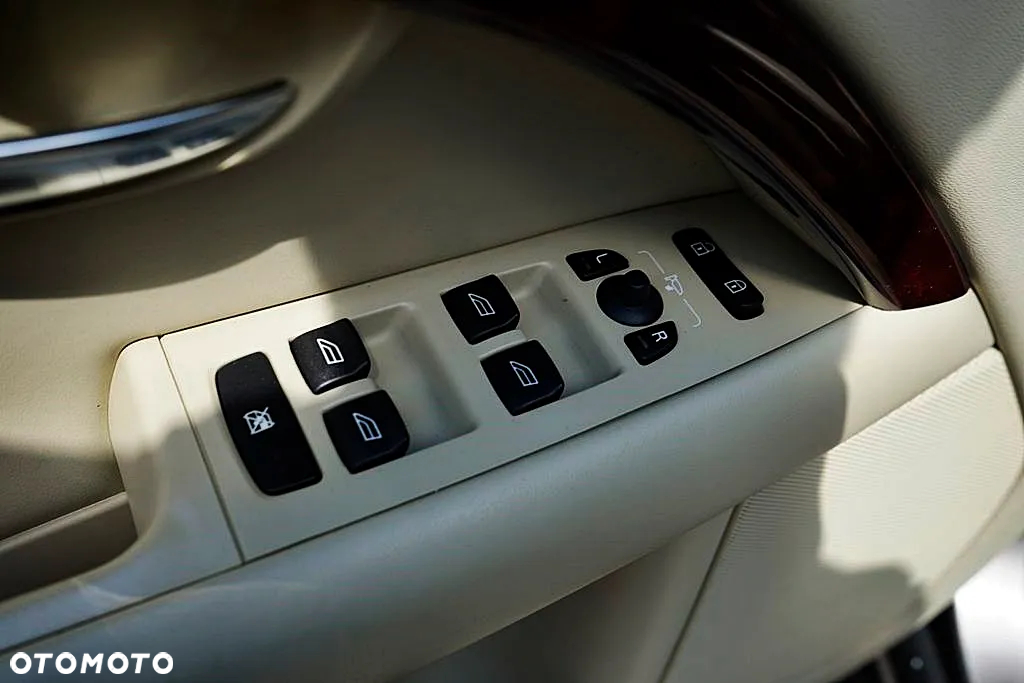 Volvo S80 2.5T Momentum - 12