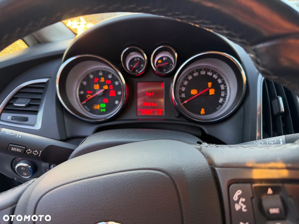 Opel Astra 1.4 T Cosmo - 12