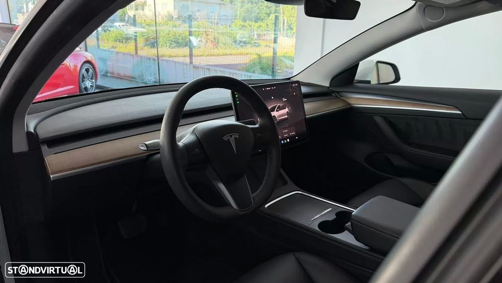 Tesla Model 3 Standard RWD - 13