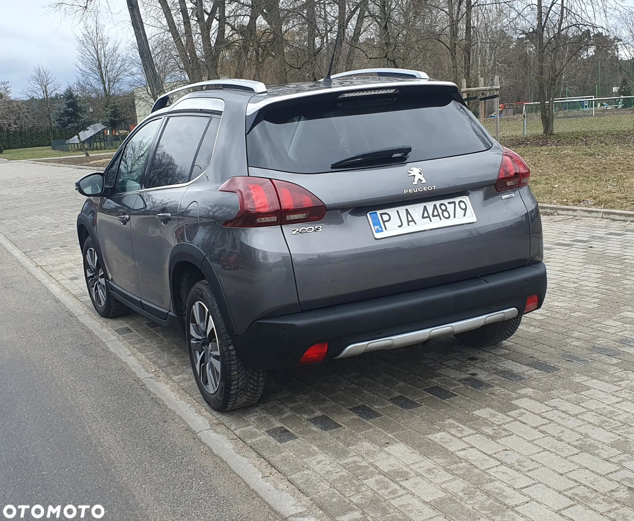 Peugeot 2008 1.6 BlueHDi Active - 4