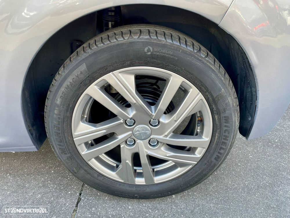 Peugeot 208 1.2 PureTech Active - 8