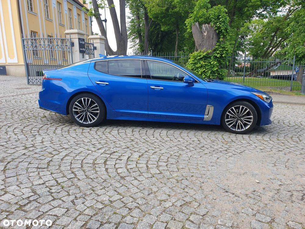 Kia Stinger - 4
