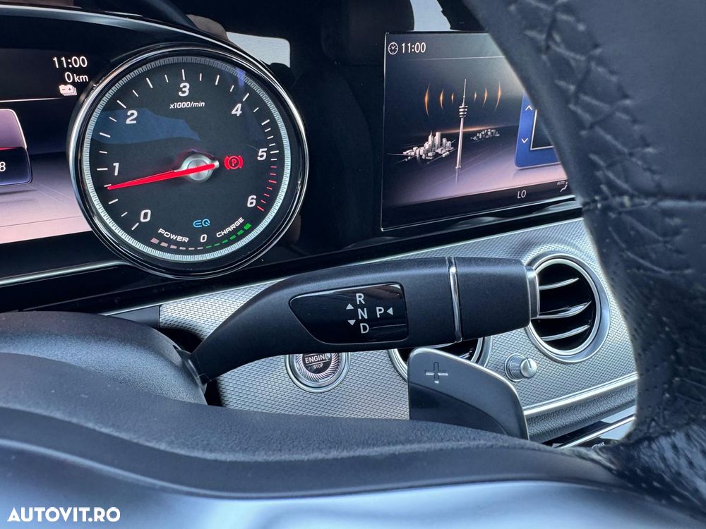 Mercedes-Benz E 300 Aut. - 25