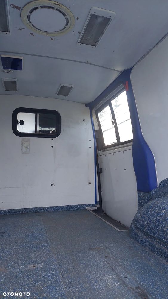 Volkswagen Transporter - 13