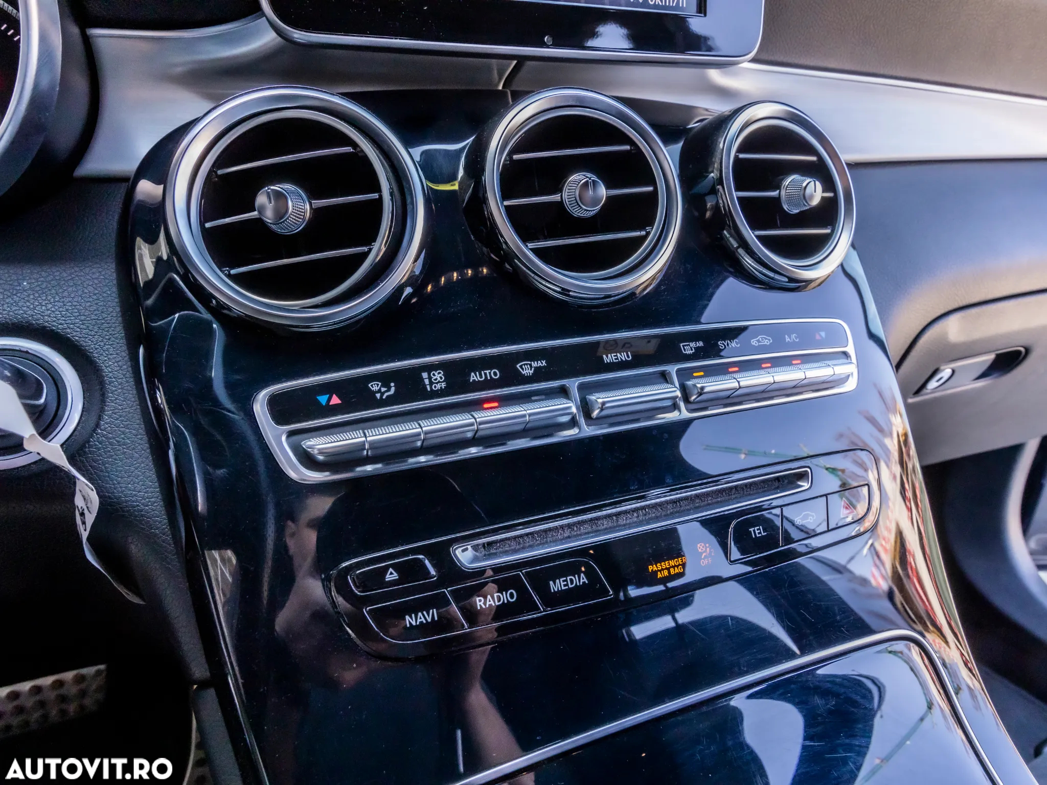Mercedes-Benz GLC 220 d 4MATIC - 23