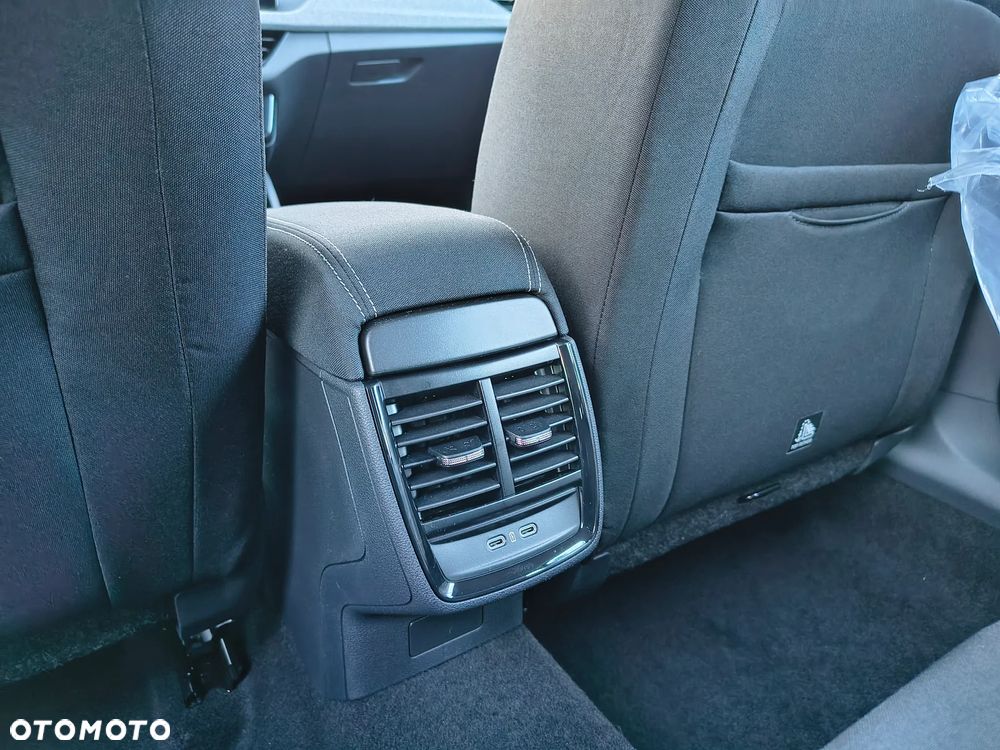 Skoda Scala 1.0 TSI Selection DSG - 19