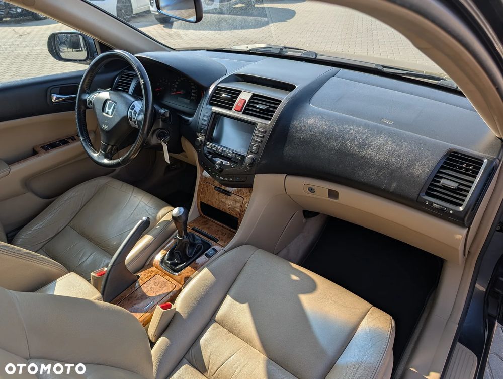 Honda Accord 2.2i-CDTi Executive - 24