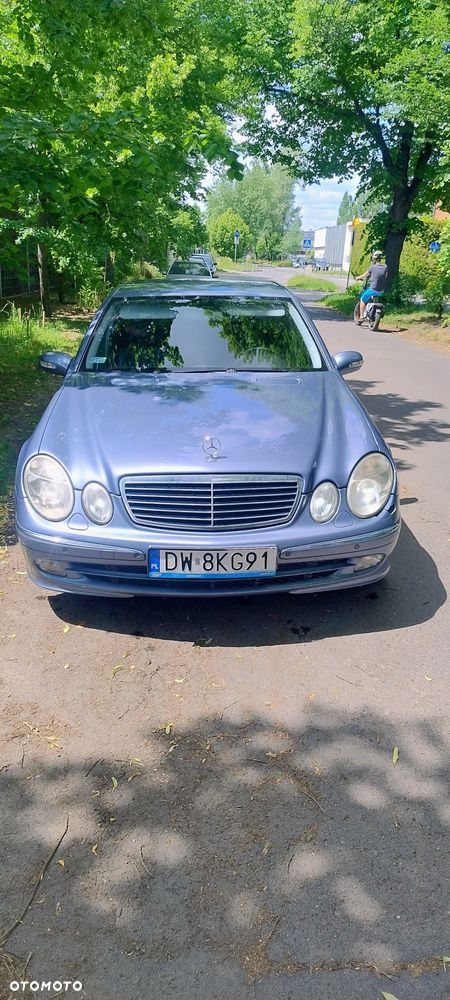 Mercedes-Benz Klasa E - 21