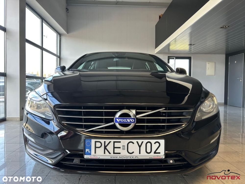 Volvo V60 T3 Momentum - 5