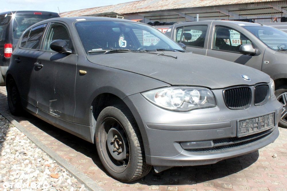 BMW 1 E81 2008 1.6i N43B16 Hatchback 5-drzwi (MASKA, ZDERZAK, LAMPA, BŁOTNIK, DRZWI, SZYBA, FOTEL) - 2