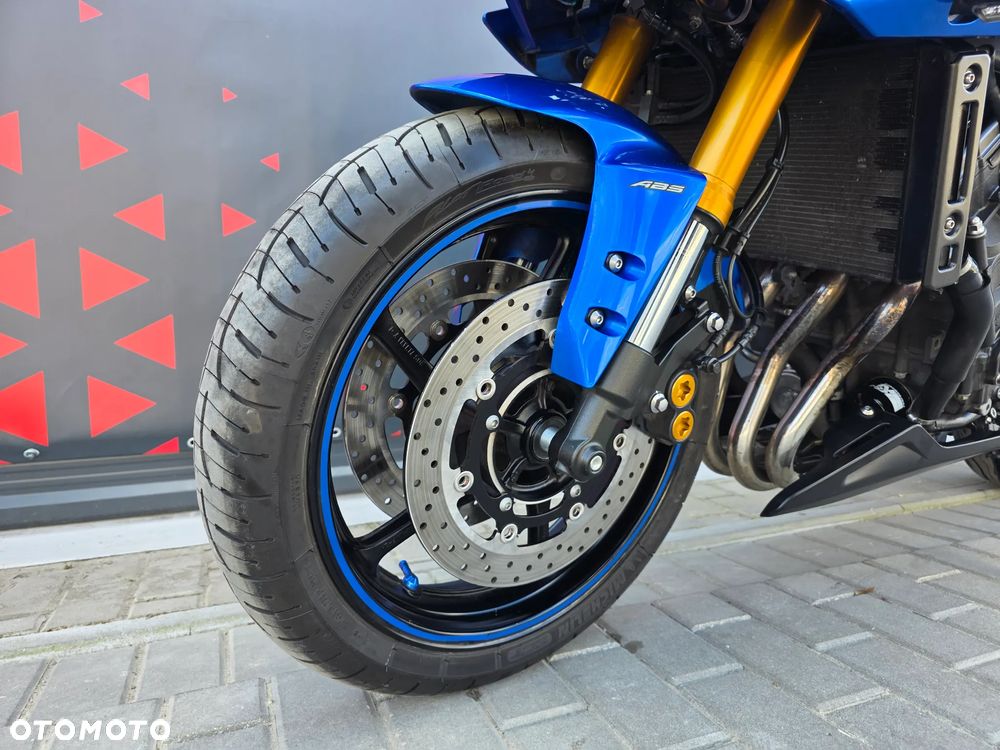 Yamaha FZ8 - 26