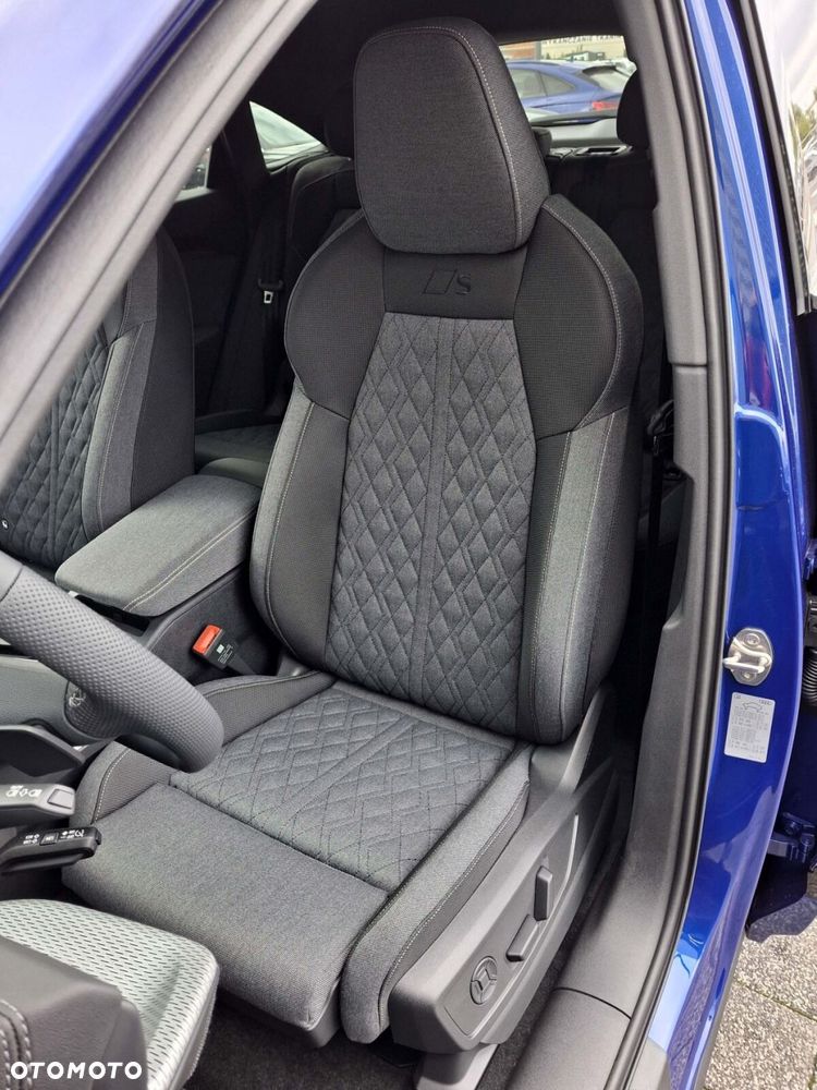 Audi Q5 Sportback - 11