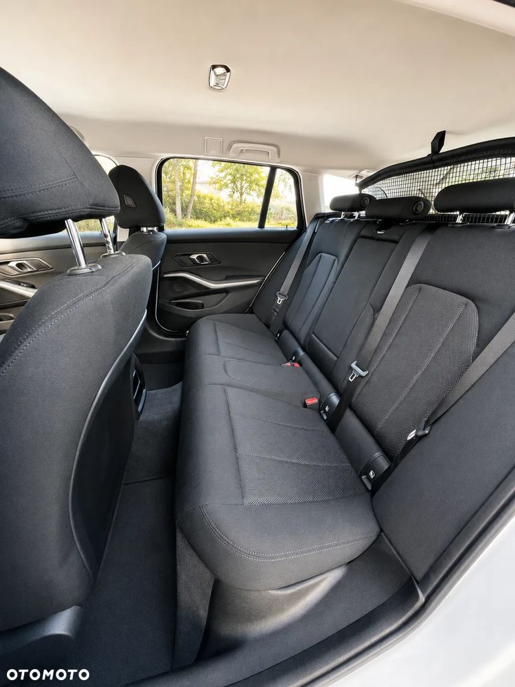 BMW Seria 3 - 7