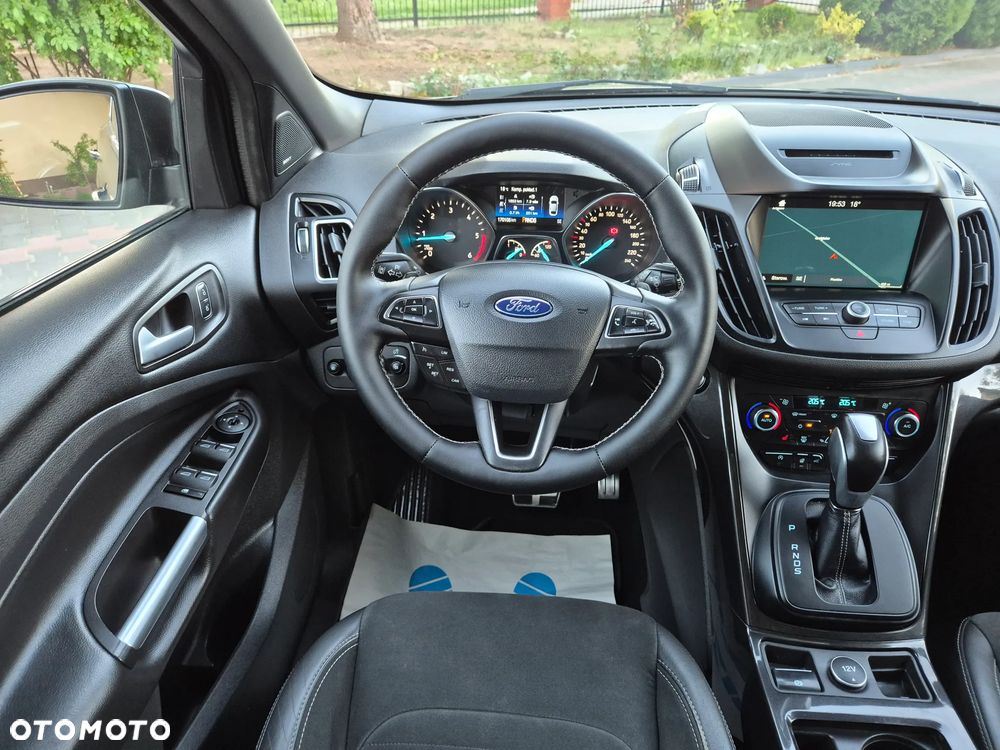 Ford Kuga 2.0 TDCi 4x4 ST-Line - 7
