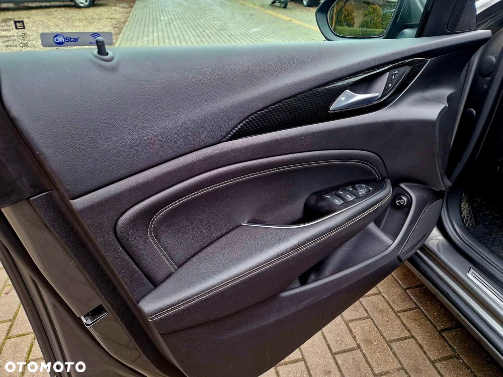 Opel Insignia 2.0 CDTI automatik Business Innovation - 19
