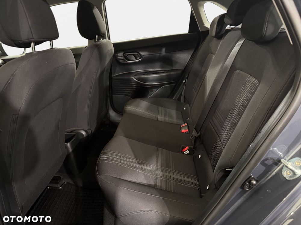 Hyundai i20 - 12
