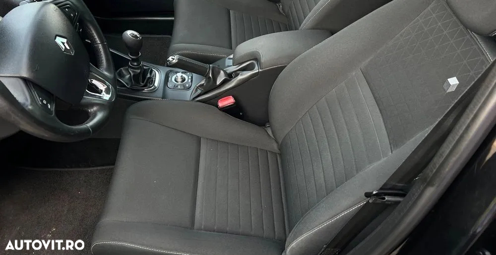 Renault Megane Grandtour ENERGY TCe 115 Start & Stop Bose Edition - 5