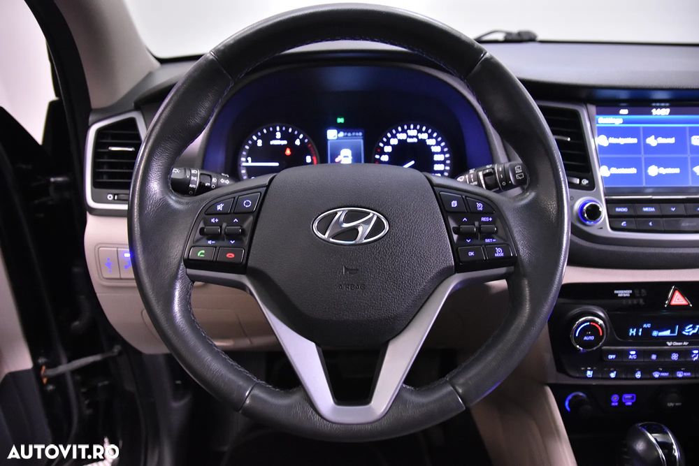 Hyundai Tucson - 16