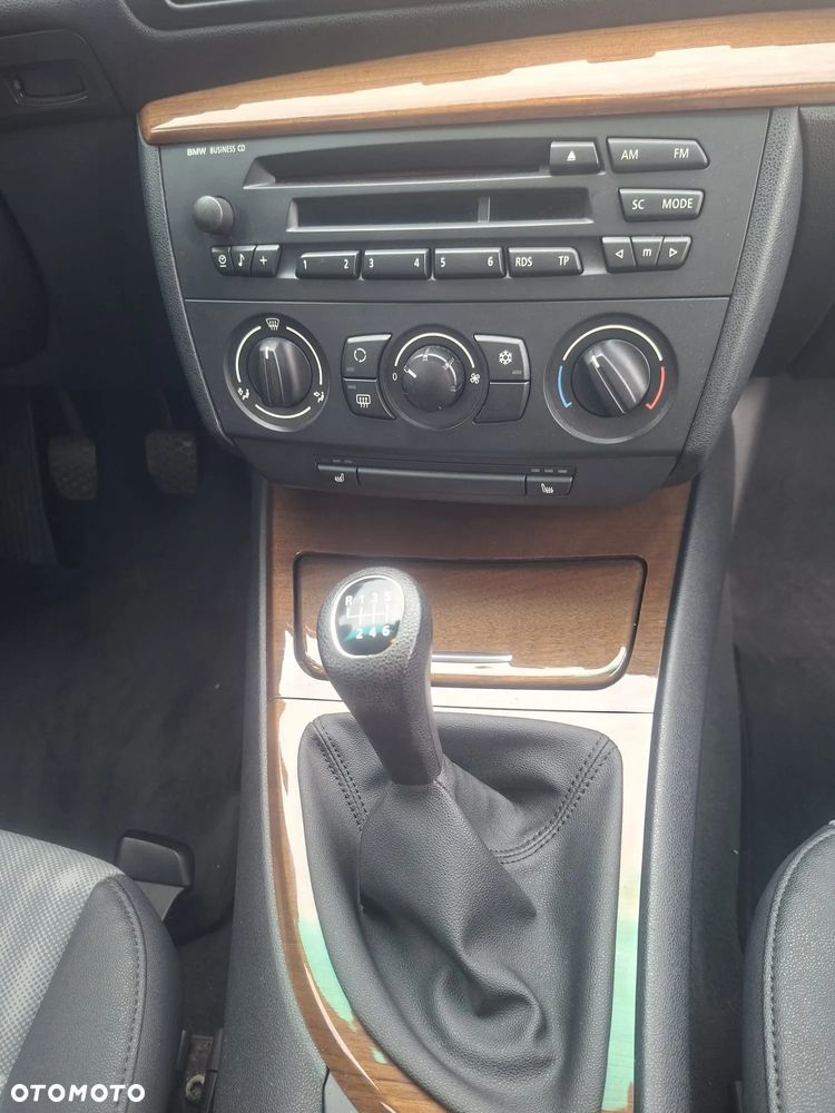 BMW Seria 1 116i - 6