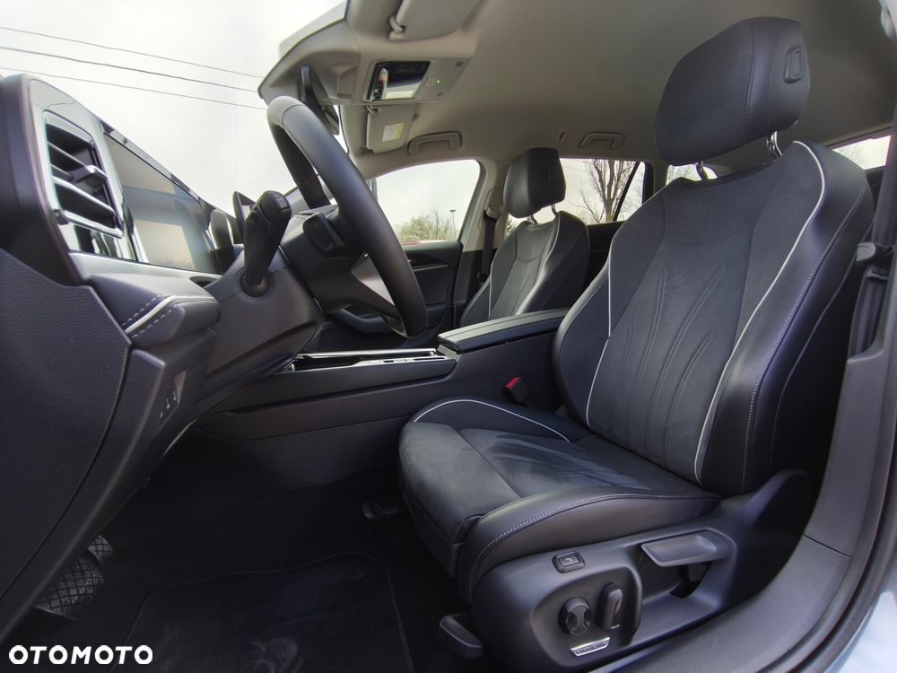 Volkswagen Passat - 9