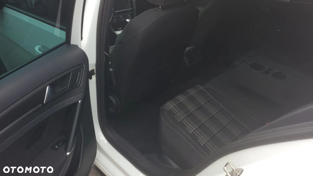 Volkswagen Golf 2.0 TDI BMT GTD DSG - 23
