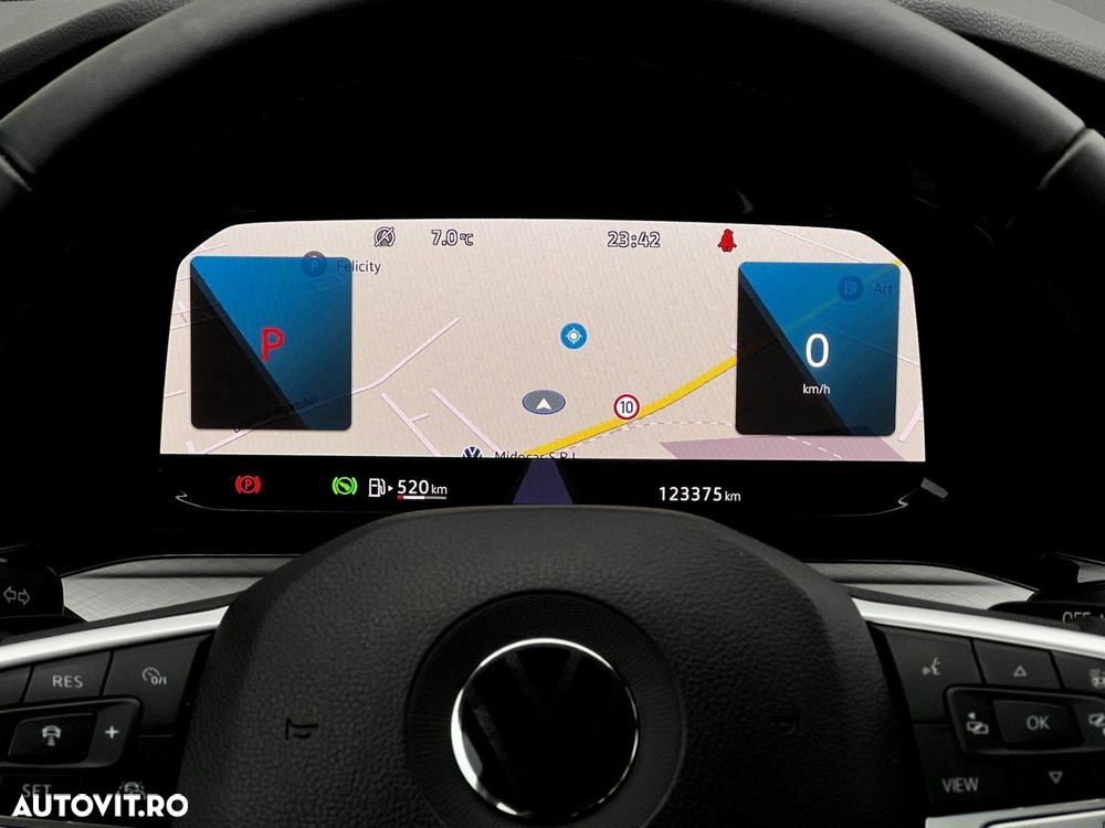 Volkswagen Golf - 17