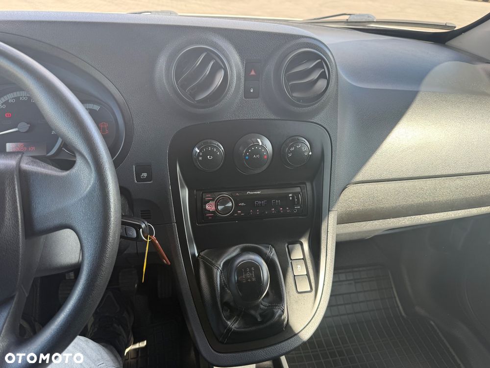 Mercedes-Benz CITAN - 26
