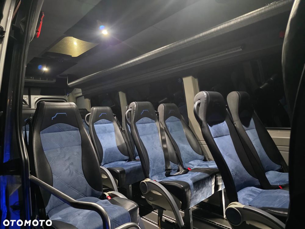 Mercedes-Benz Sprinter - 7
