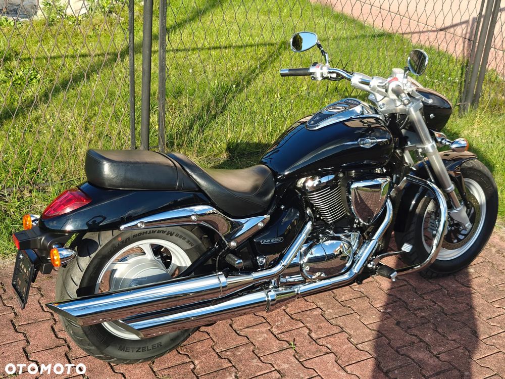 Suzuki Intruder - 12