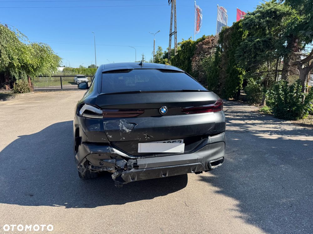 BMW X6 - 36