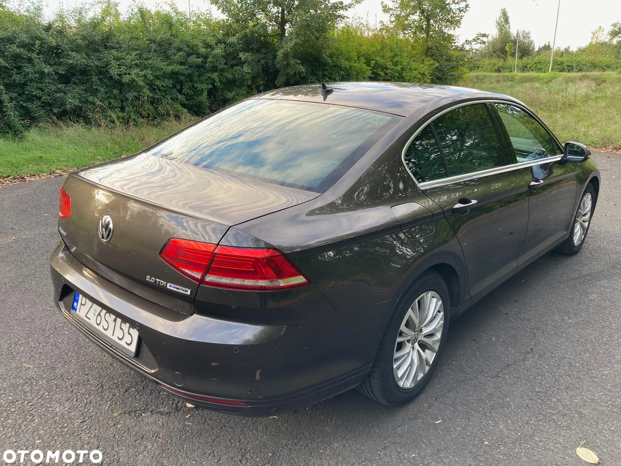 Volkswagen Passat 2.0 TDI BMT Comfortline DSG - 5