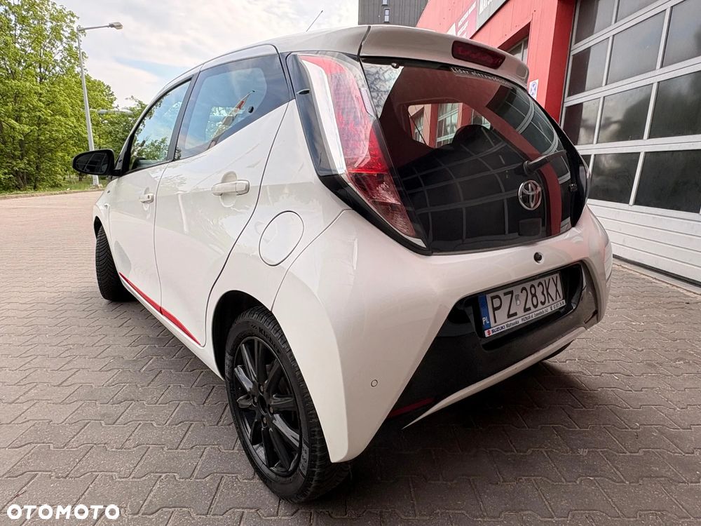 Toyota Aygo 1.0 VVT-i Sprint EU6 - 6