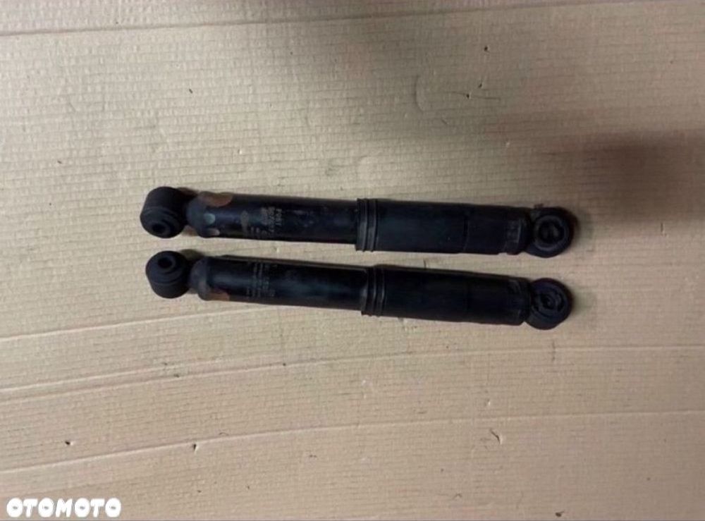 Amortyzator amortyzatory tył Fiat 500