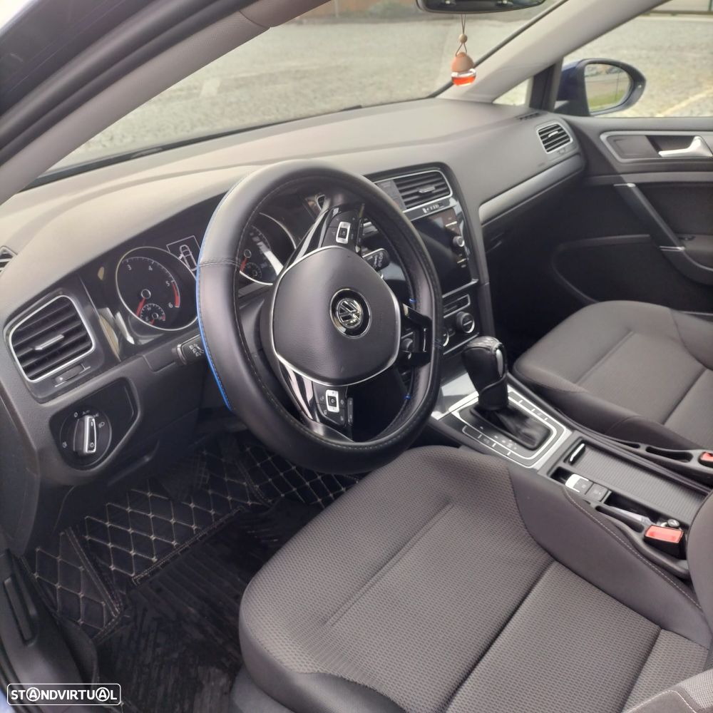 VW Golf Variant 1.6 TDi R-Line DSG - 9