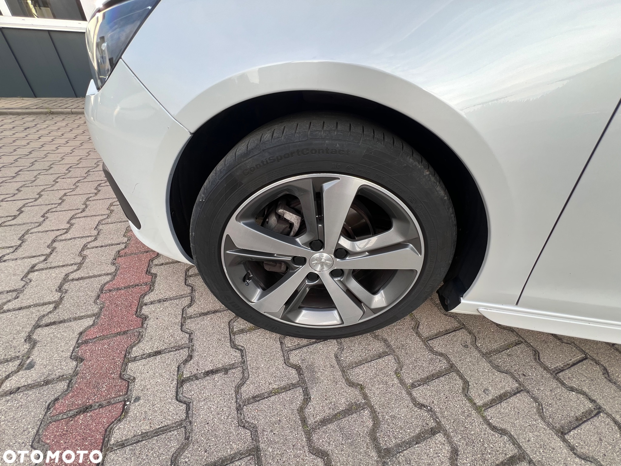 Peugeot 308 PureTech 130 GPF EAT8 Stop & Start GT Pack - 11
