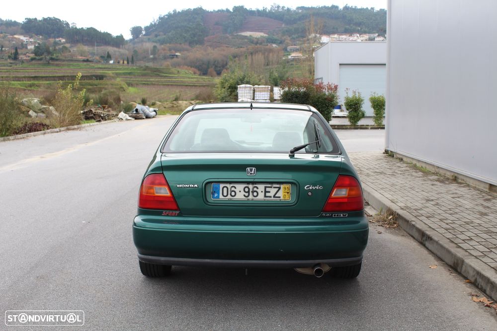 Honda Civic 1.4i - 7