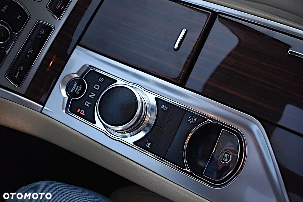 Jaguar XF 2.2 D Premium Luxury - 21