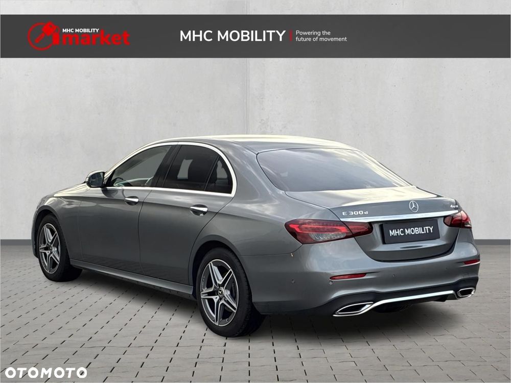 Mercedes-Benz Klasa E 300 d 4-Matic AMG/Avantgarde - 4