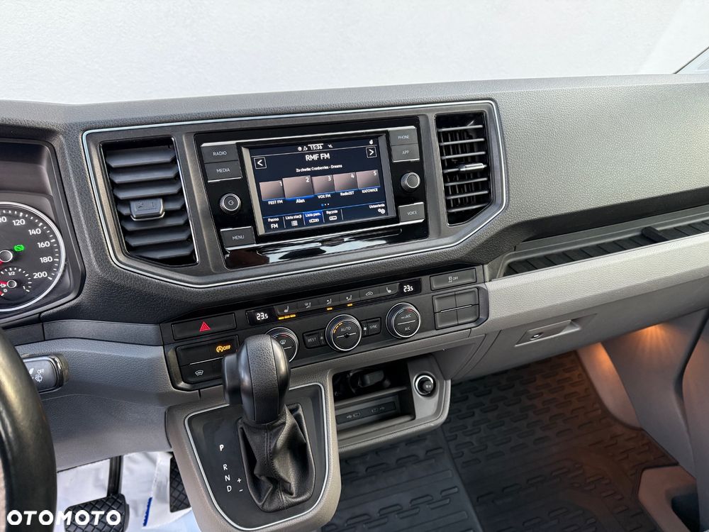 Volkswagen Crafter - 13