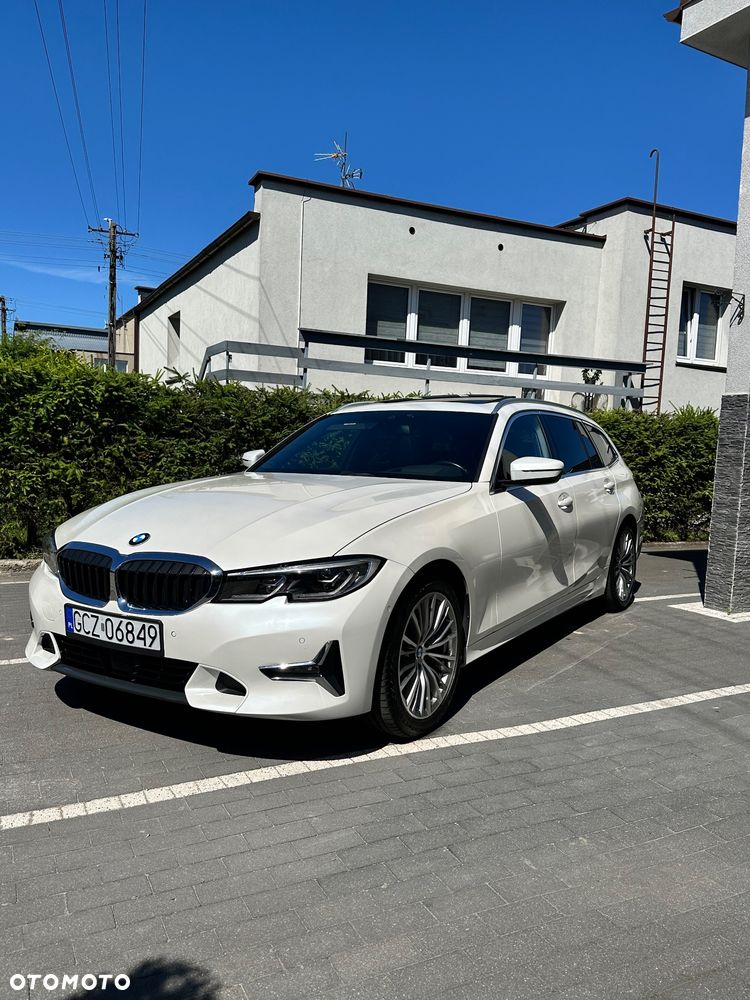 BMW Seria 3 320d Edition Luxury Line Purity - 4