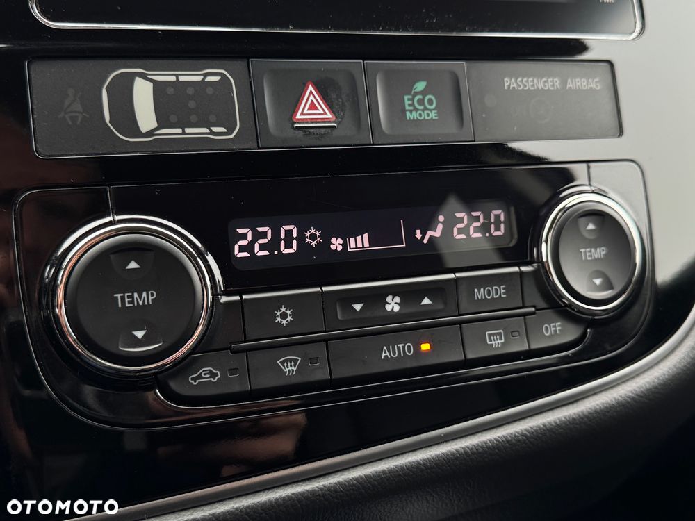 Mitsubishi Outlander 2.0 2WD CVT Diamant Edition+ - 35