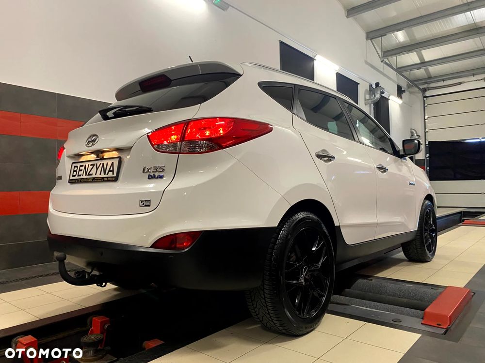 Hyundai ix35 blue 1.6 2WD Finale Gold - 12