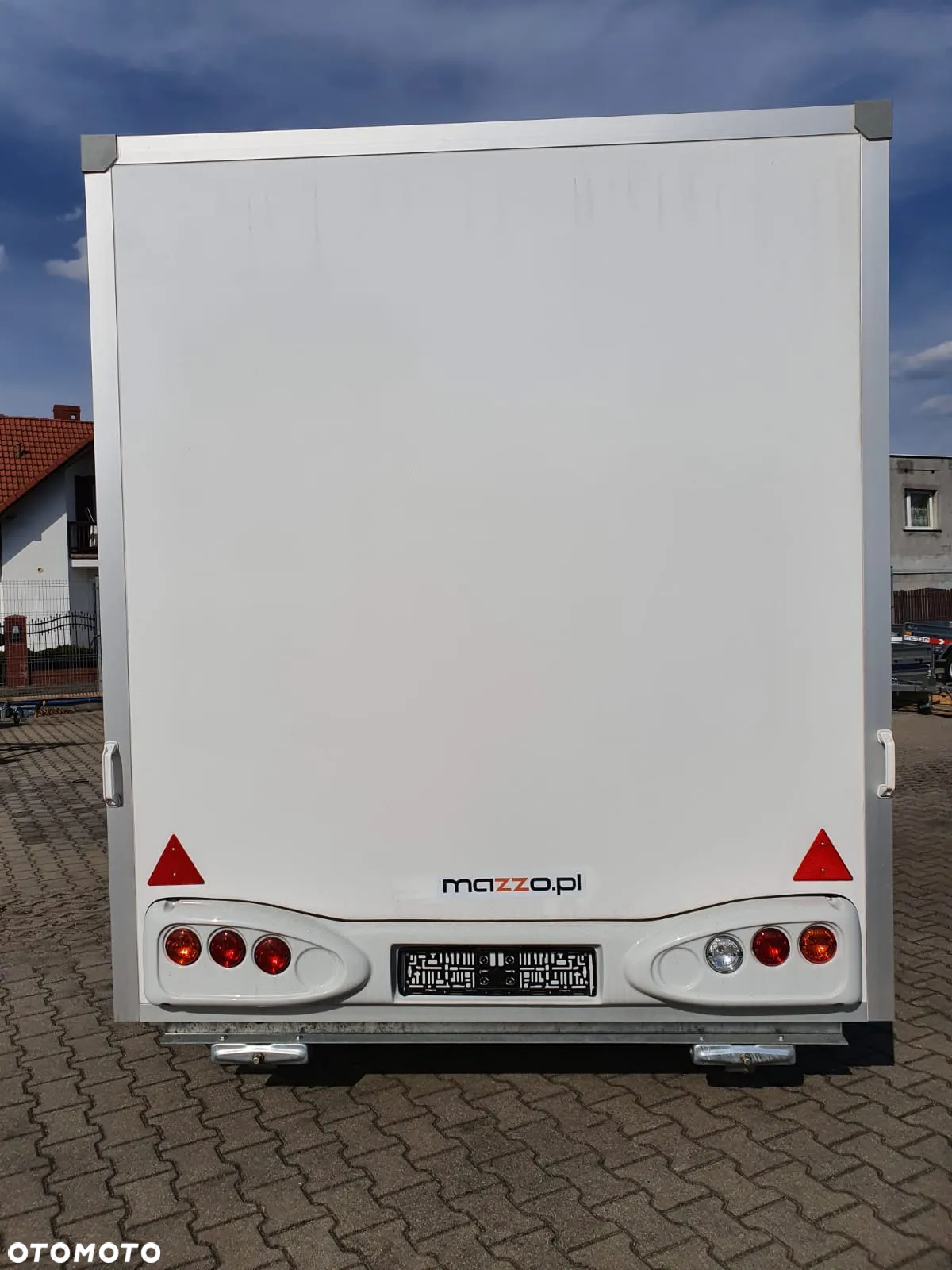 Niewiadów DOSTAWA 360x203x230! Przyczepa HANDLOWA Gastronomiczna dwuosiowa H13361H Ściany z LAMINATU! Jedno okno Koła 13C! - 8
