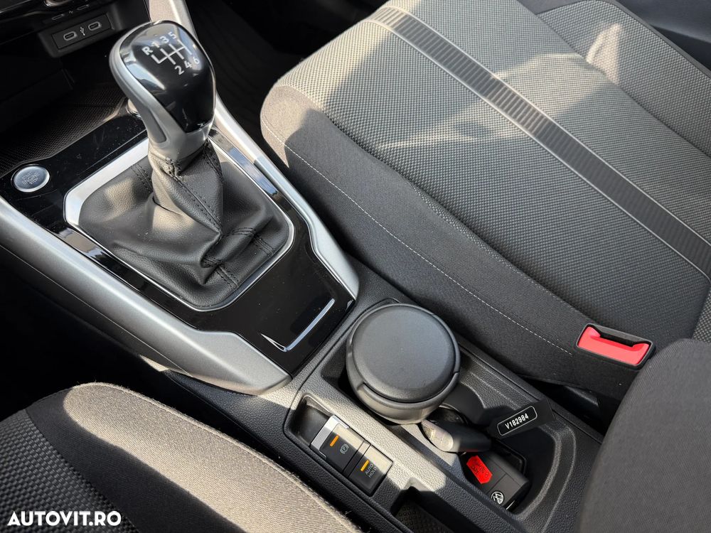 Volkswagen T-Roc 1.0 TSI Advanced - 23