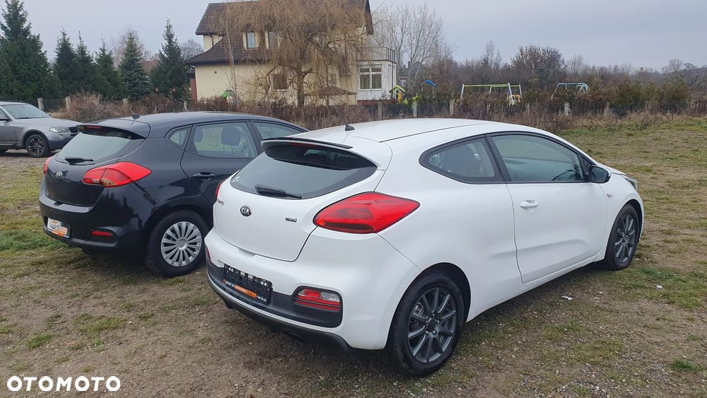 Kia ProCeed 1.4 CRDI M - 22