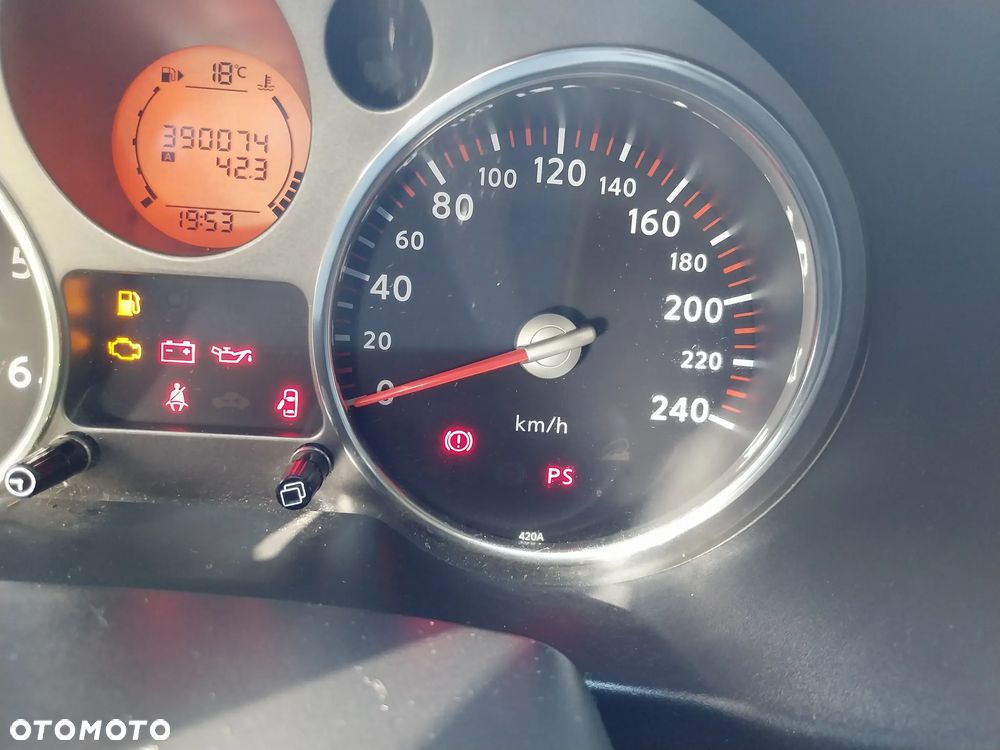Nissan X-Trail 2.0 dCi XE - 4