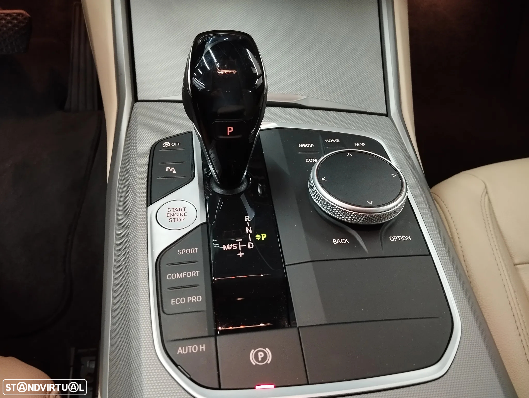 BMW 318 d Touring Auto - 40