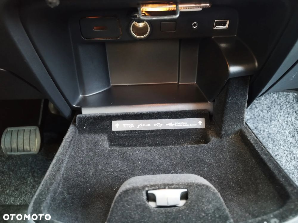 Citroën C4 Picasso 1.6 e-HDi Exclusive - 21