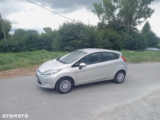 Ford Fiesta 1.25 Ambiente - 1